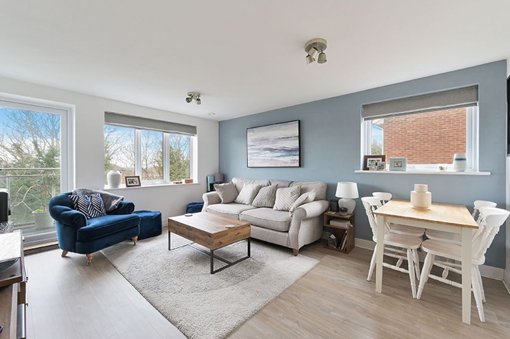 Property photo 2 of 8