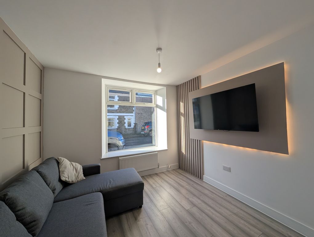 Property photo 3 of 25 Pxl_20251108_085402192