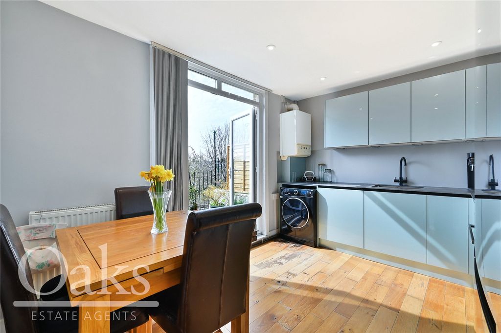 Property photo 2 of 8 Picture No. 03