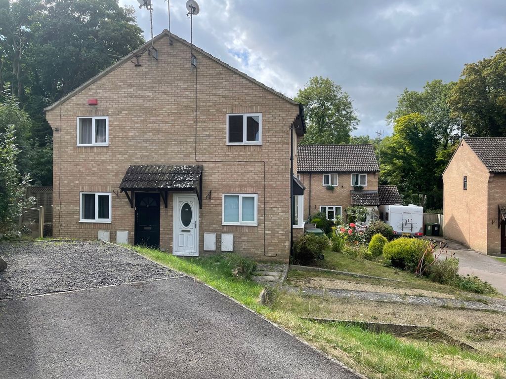 Property photo 1 of 8