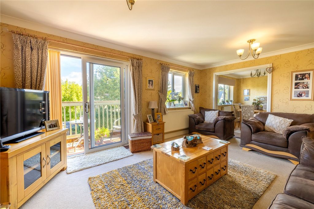 Property photo 3 of 35 Picture No. 68