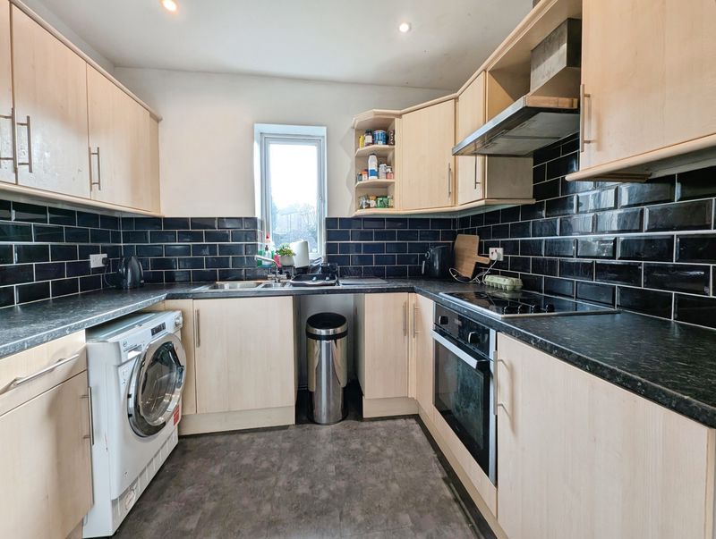 Property photo 2 of 9 Photo 7