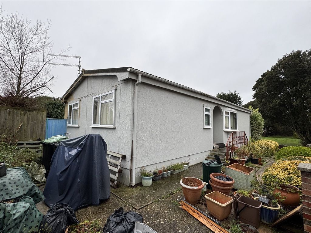 Property photo 2 of 8 Picture No. 09