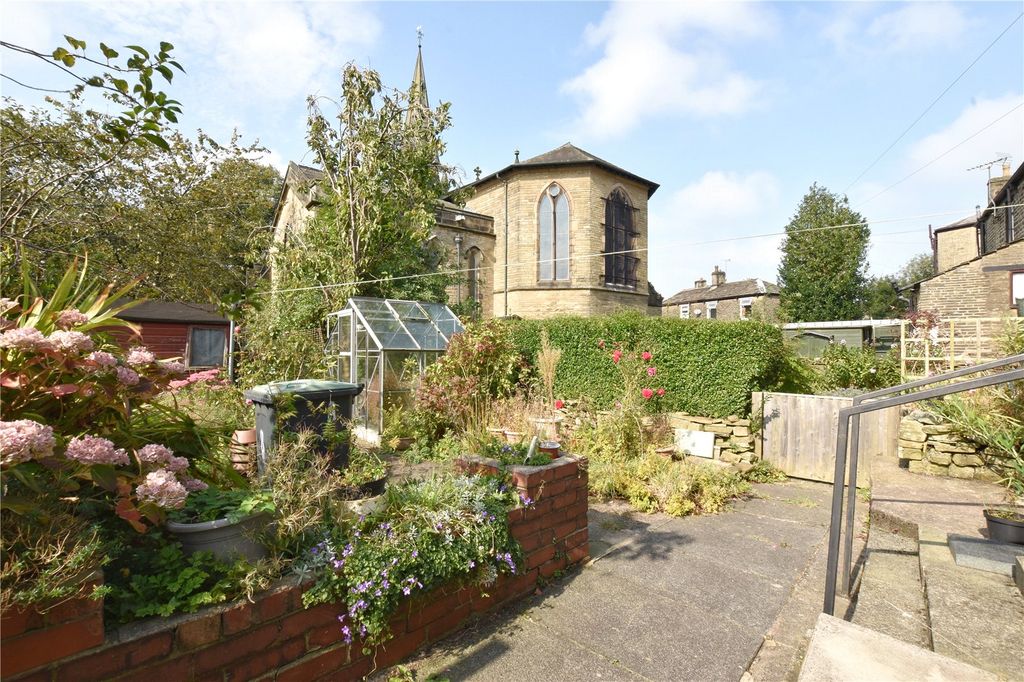 Property photo 2 of 14 Rear Garden