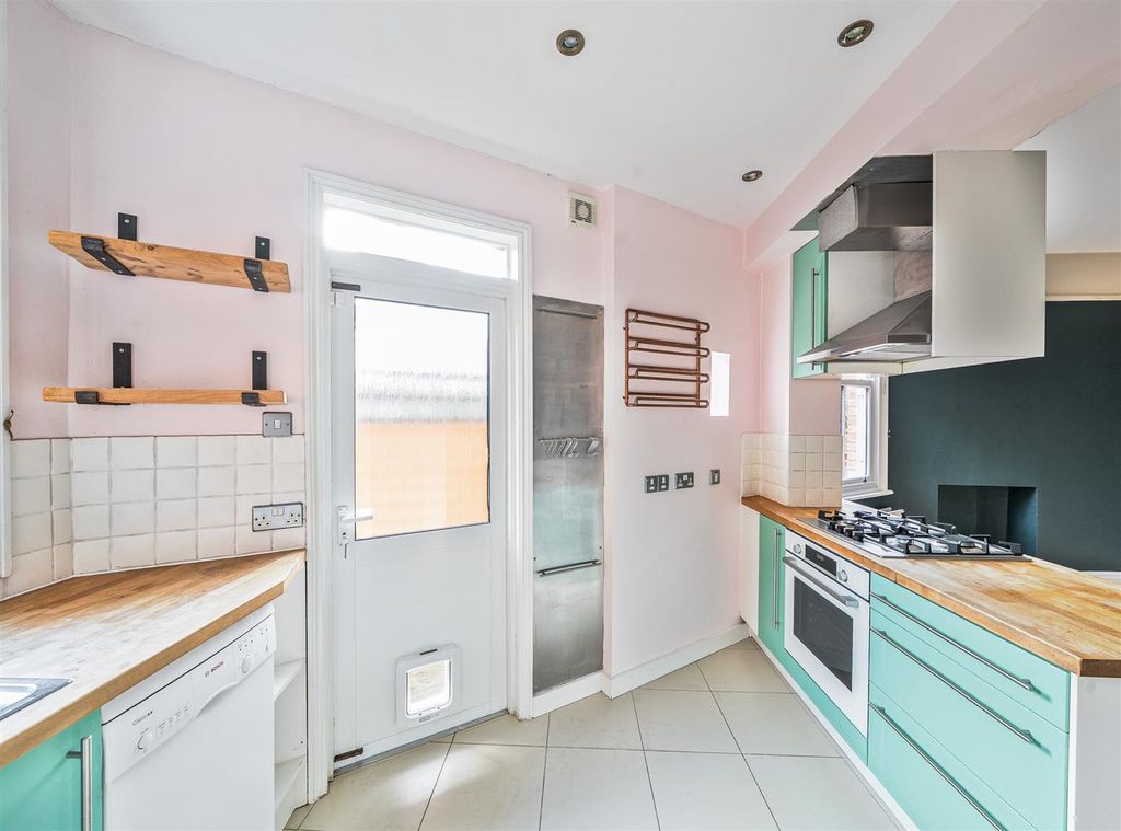 Property photo 3 of 12 18576538 (11).Jpg