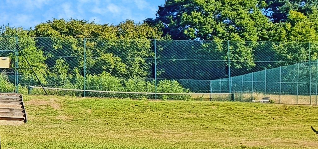 Property photo 3 of 9 Photo 2