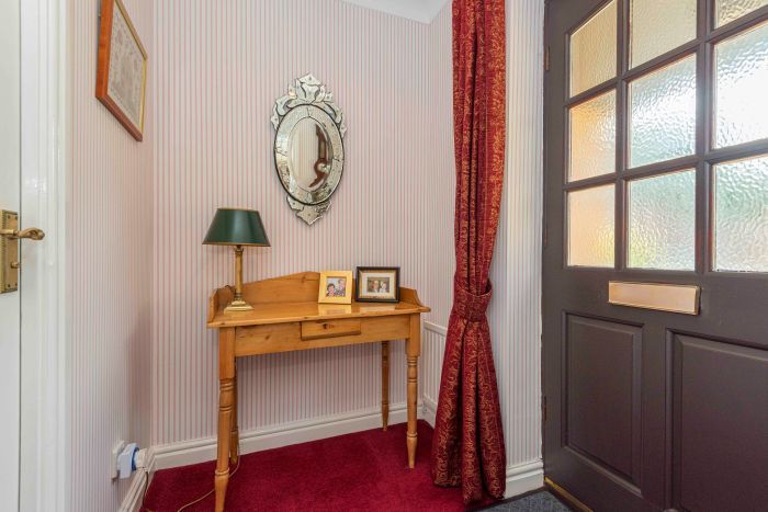 Property photo 3 of 59