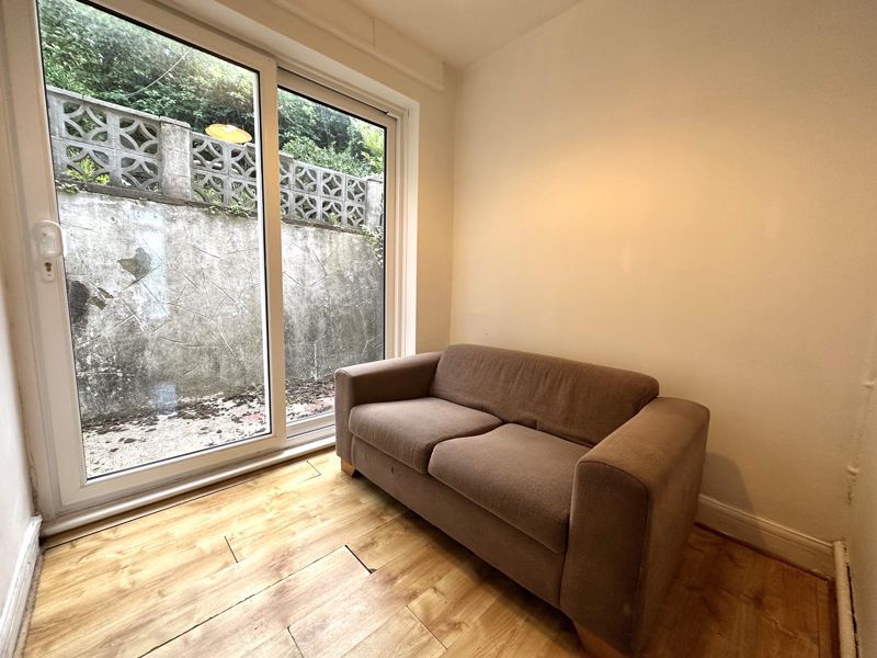 Property photo 3 of 10 Photo 15