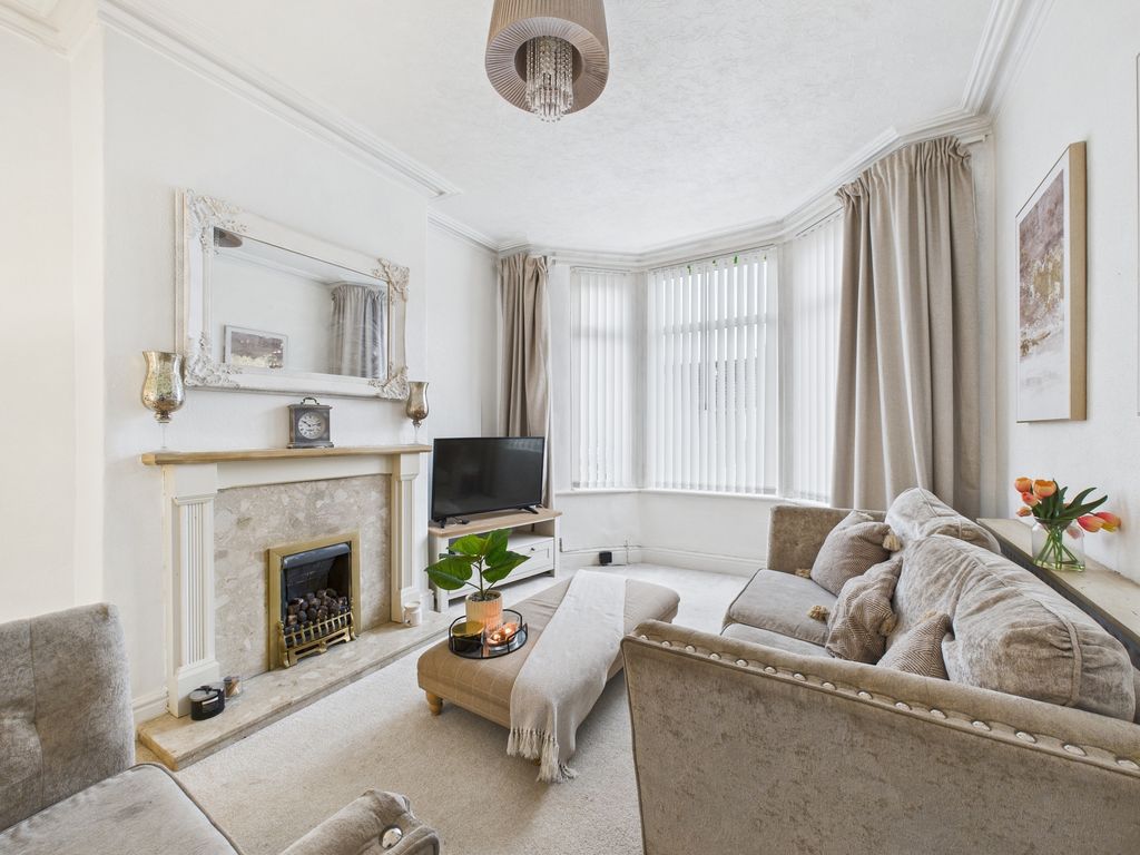 Property photo 2 of 24