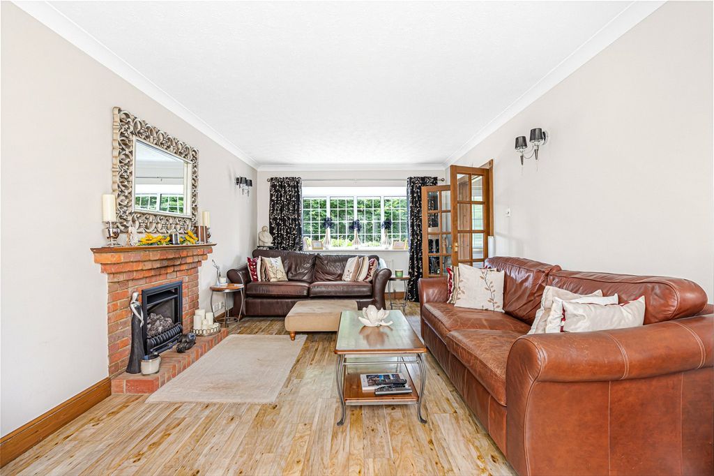 Property photo 3 of 26 Picture No. 17