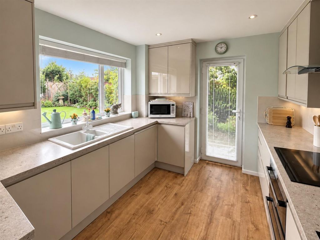 Property photo 2 of 12 Kitchen.Jpg