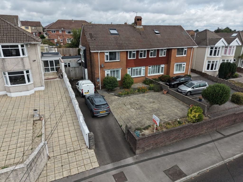 4 bed semi-detached house for saleBryntirion Hill, Bridgend CF31