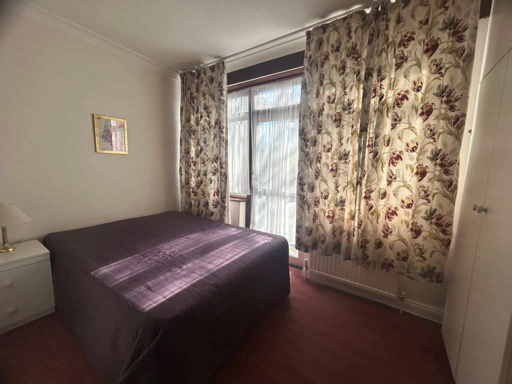 Property photo 3 of 15 Img_3375