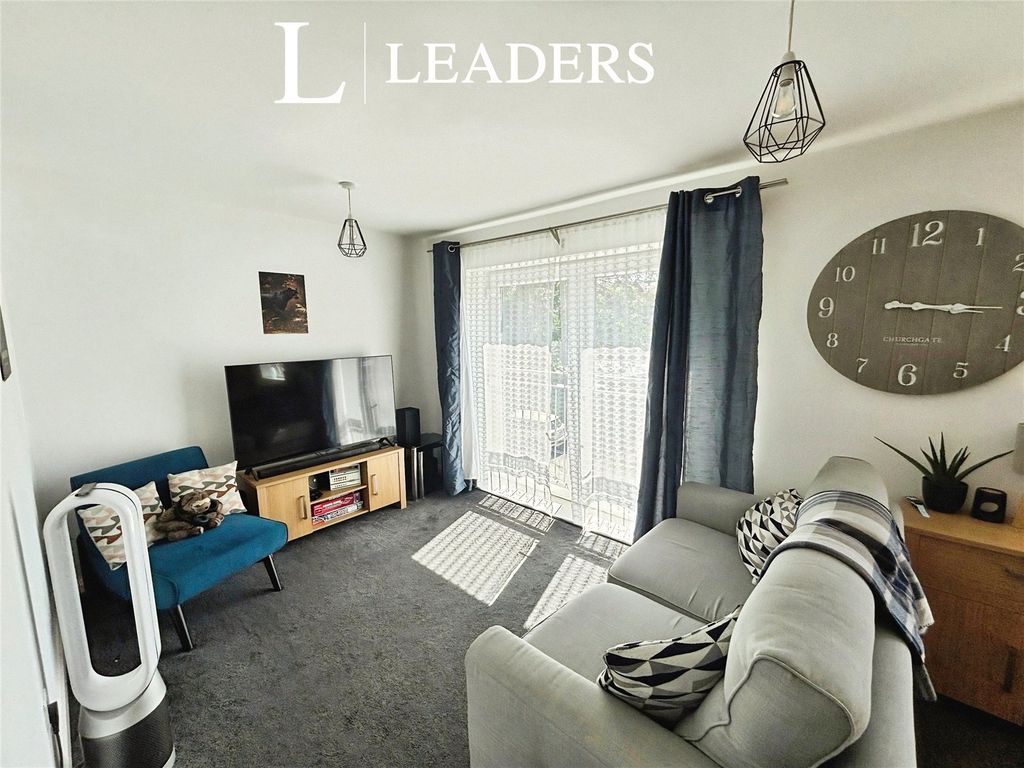 Property photo 2 of 10 Picture No. 01