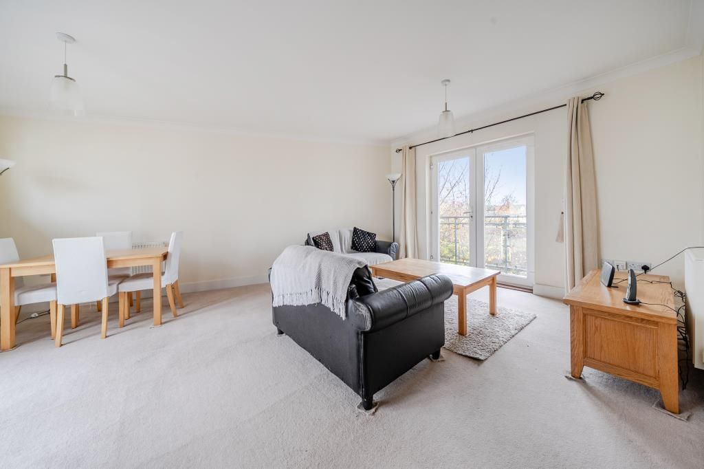 Property photo 3 of 12 Reception