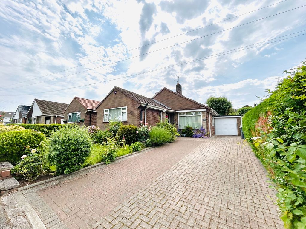 Property photo 1 of 29