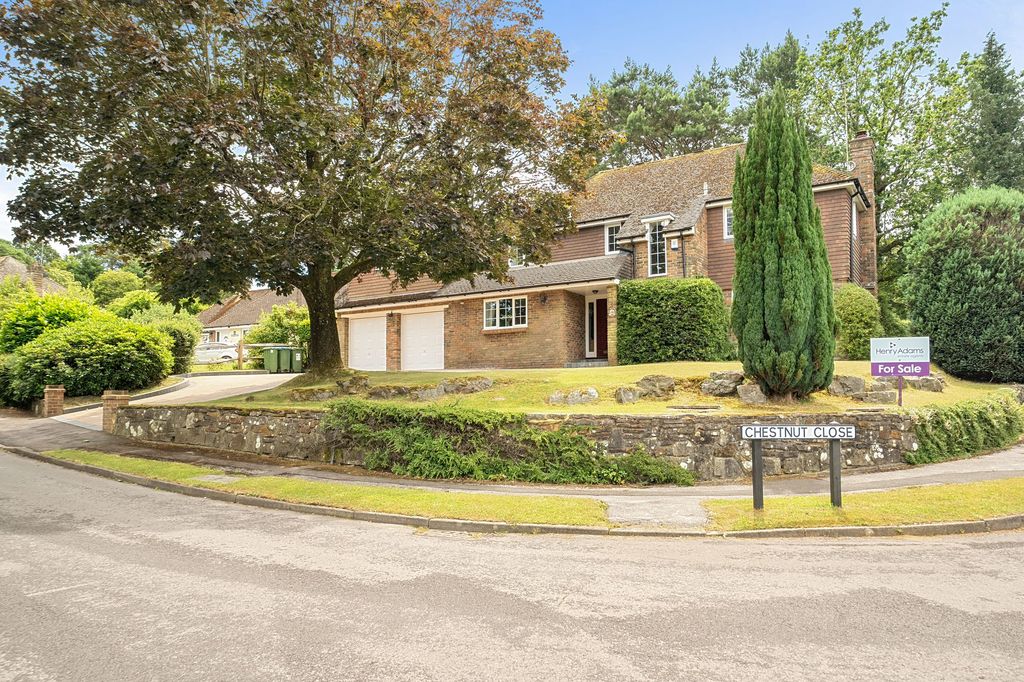 Property photo 1 of 31