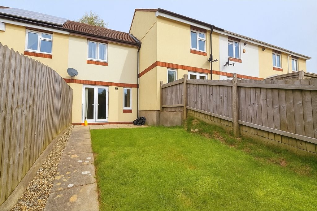 Property photo 2 of 12 Rear Garden