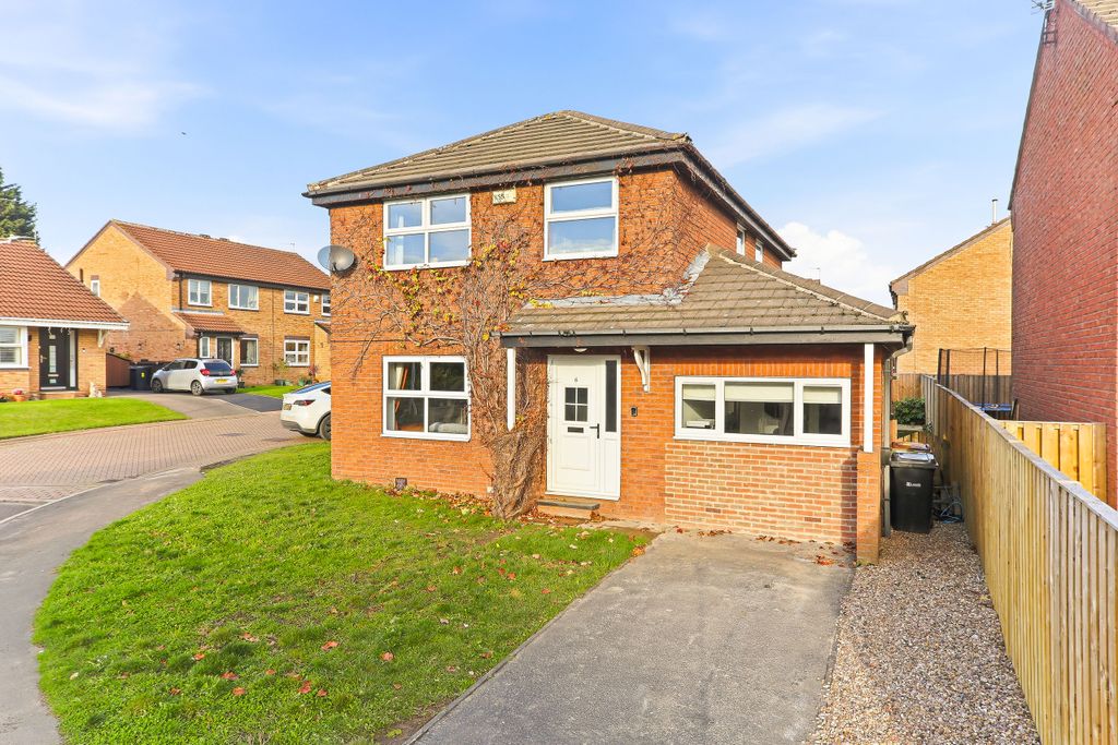 Property photo 1 of 18 Street View