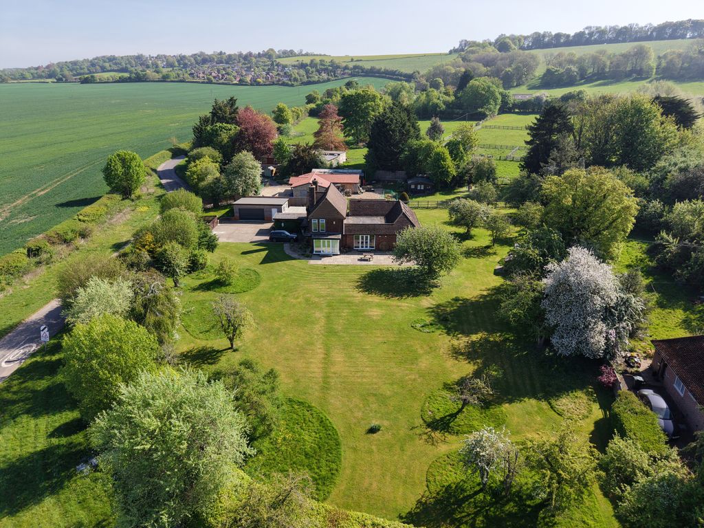 Property photo 2 of 29 Dji_Fly_20250429_095646_0286_1746625693344_Photo.Jpg