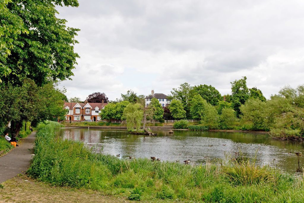 Property photo 3 of 8