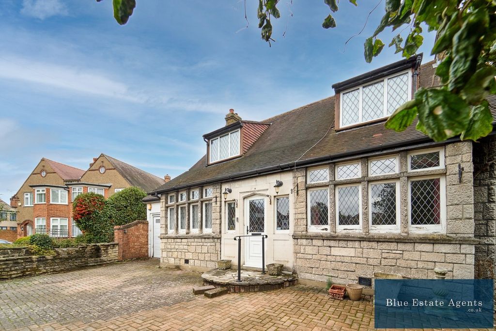 Property photo 3 of 59 Front Elevation