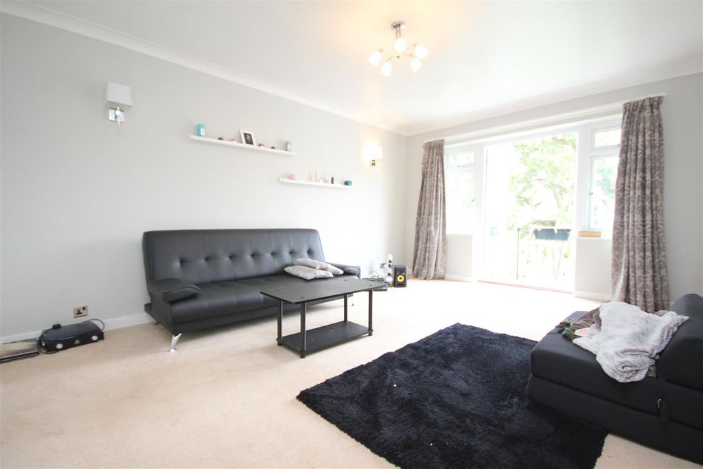 Property photo 3 of 10 Img_4515.Jpg