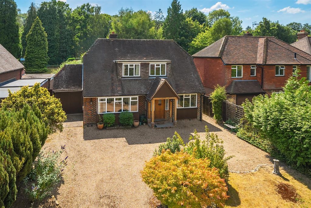 Property photo 1 of 27 1325640-2-687A686F9B172-Arw.Jpg
