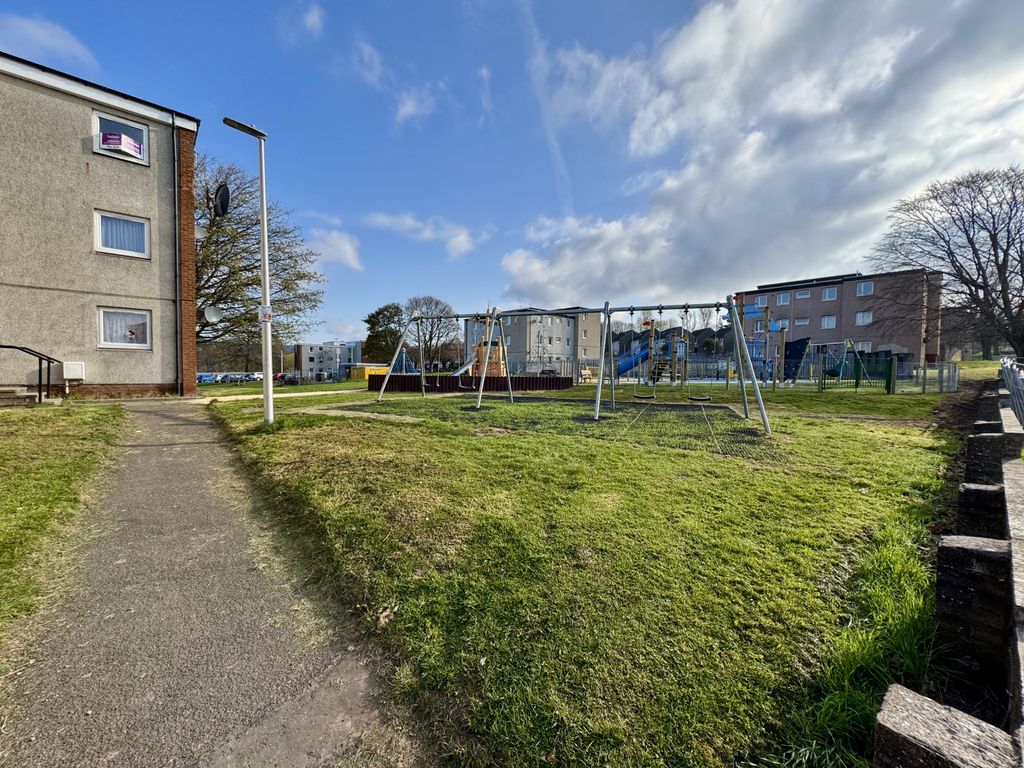 Property photo 2 of 15 Playpark