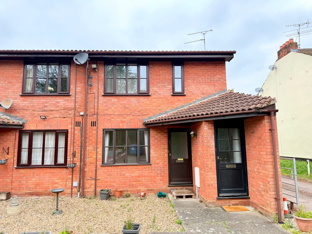Property photo 1 of 11