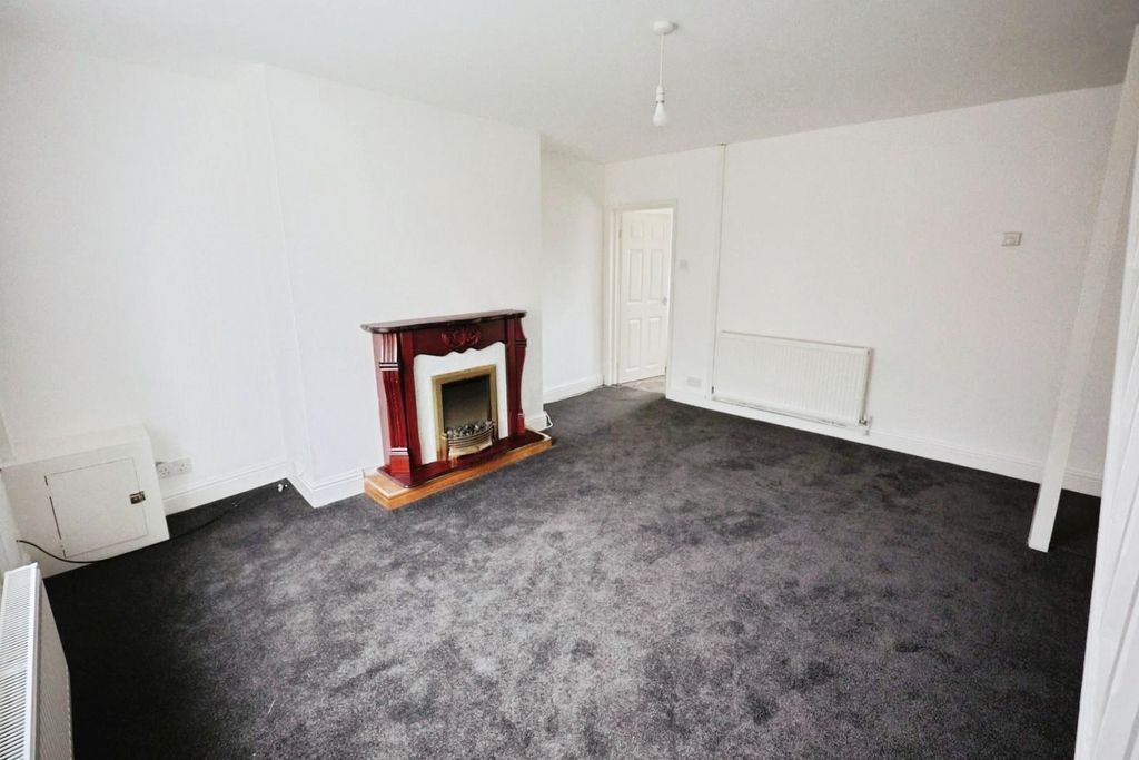Property photo 3 of 9 Pbox-Img.Jpg