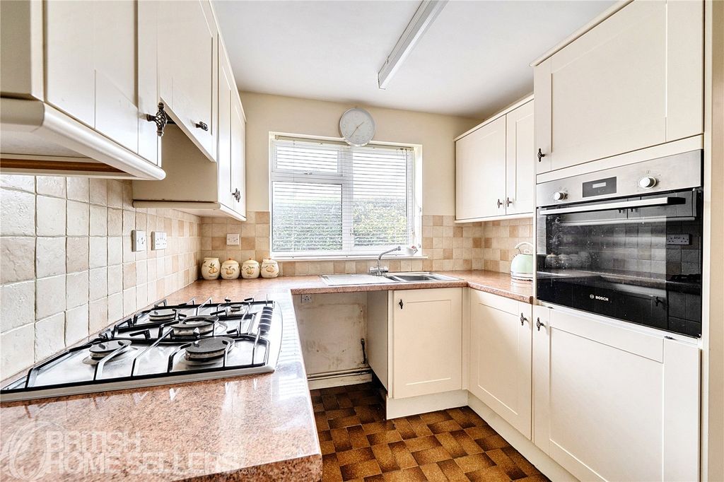 Property photo 3 of 18 Picture No. 11