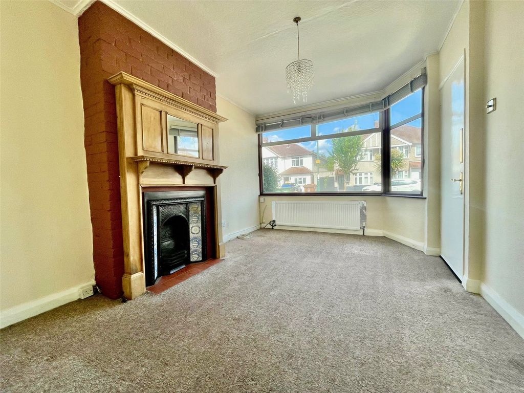 Property photo 2 of 14 Picture No. 02