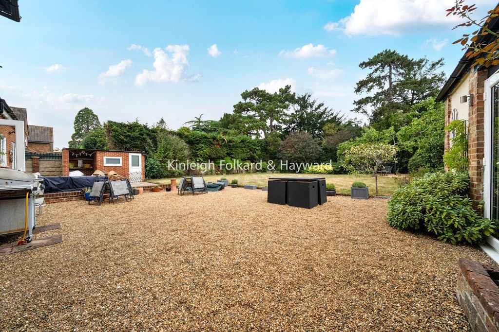 Property photo 3 of 23 Picture No. 01