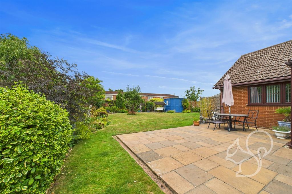 Property photo 3 of 30 Rear Garden