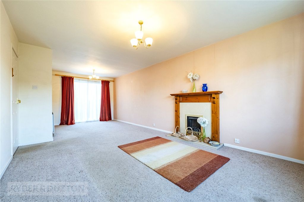 Property photo 3 of 20 Lounge Diner