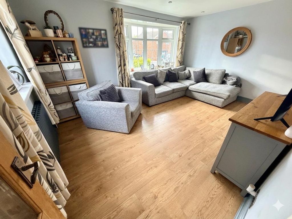 Property photo 2 of 13 Img_1622.Png