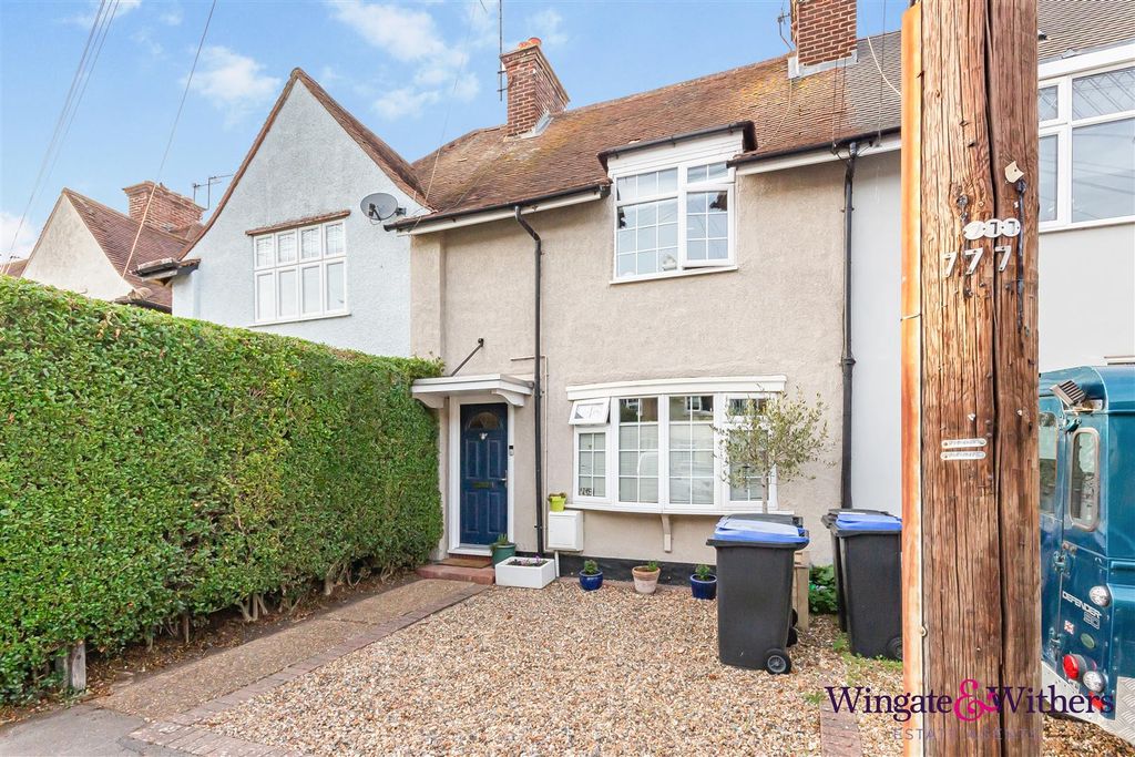 Property photo 2 of 18 2 (2).Jpg