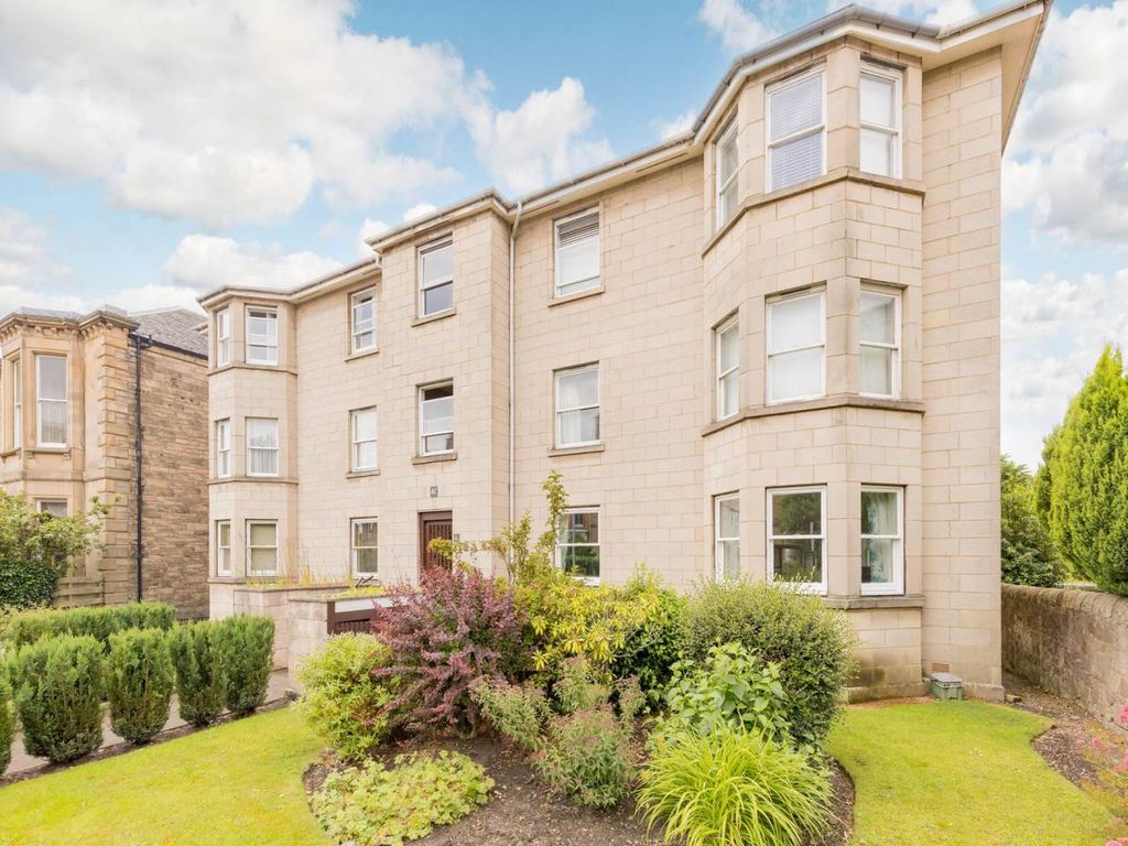 Property photo 2 of 16 79608_Mayfieldgar-003