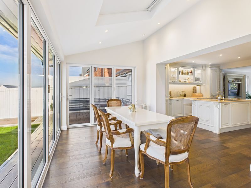 Property photo 1 of 32 Dining Room 2