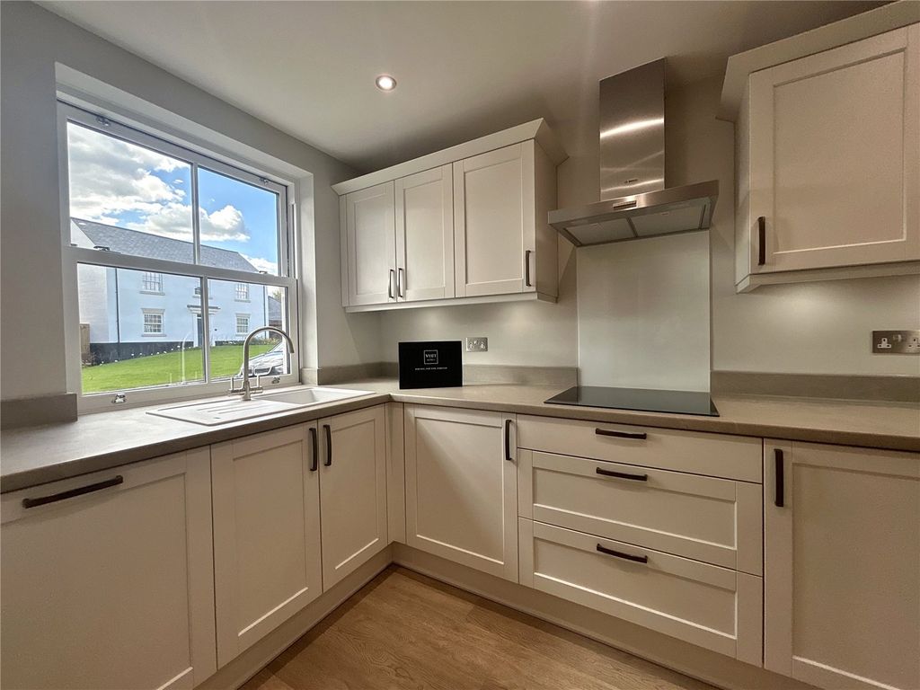 Property photo 2 of 12 Picture No. 03