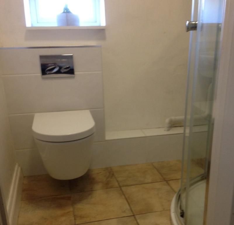 Property photo 3 of 11 WC