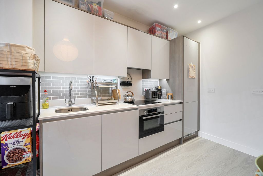 Property photo 2 of 12 1441407-5-69Df9d3...