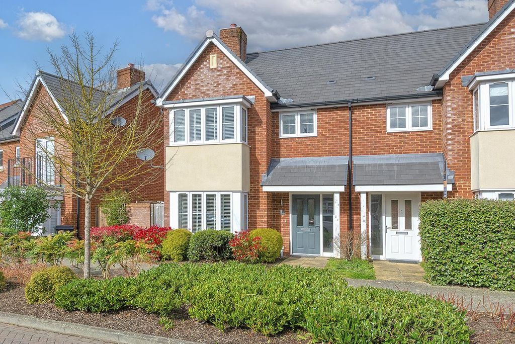 Property photo 1 of 17 77Beacon01.Jpg