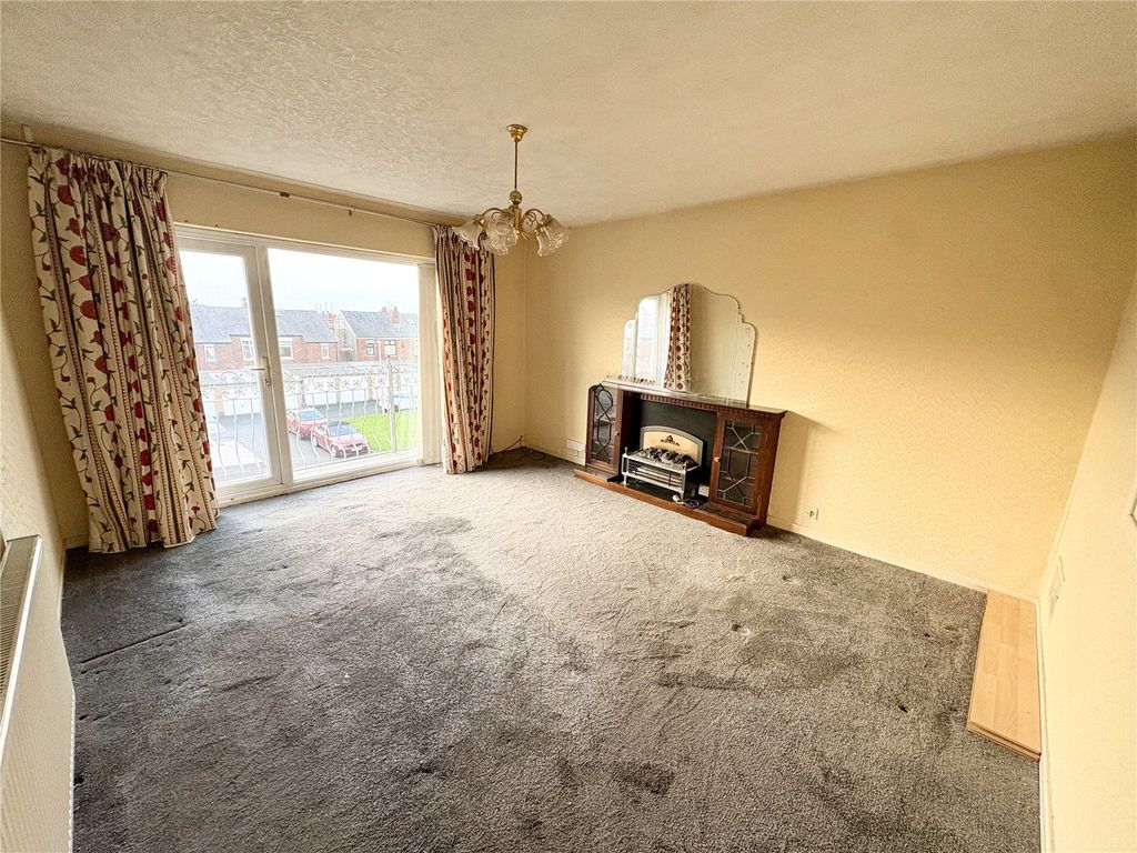 Property photo 3 of 15 Picture No. 31