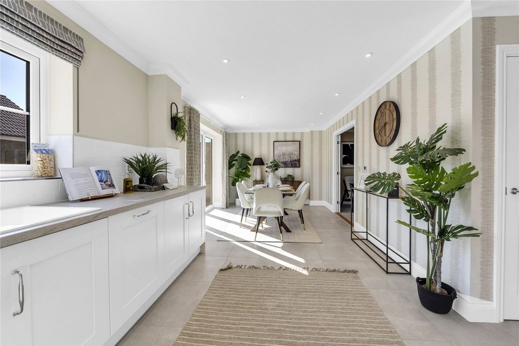 Property photo 3 of 20 Picture No. 12