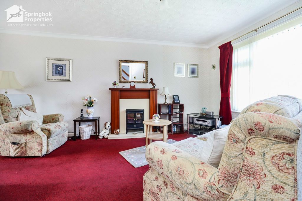 Property photo 3 of 19 Image 2
