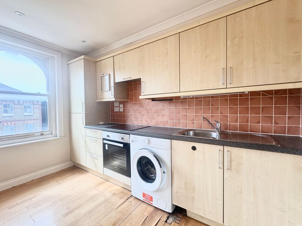 Property photo 3 of 13 3