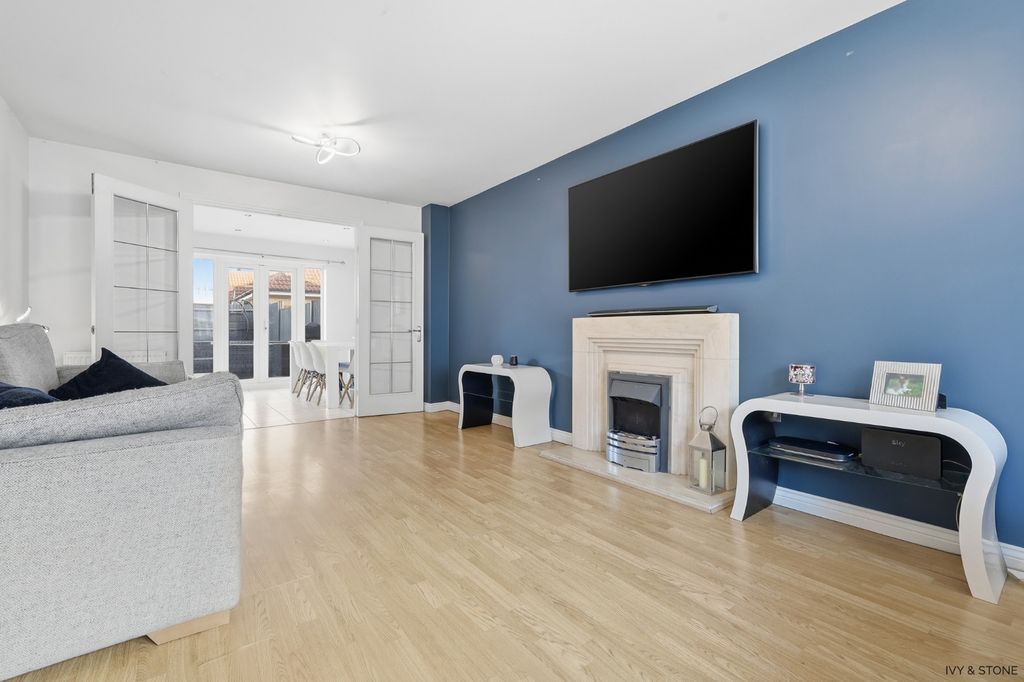 Property photo 3 of 21 4785482