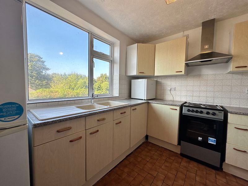 Property photo 3 of 8 Photo 2